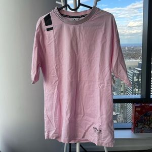 Adidas t shirt